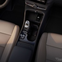 ボルボ XC40 改良新型