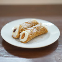 イタリアの伝統菓子「ミニ・カンノーロ」