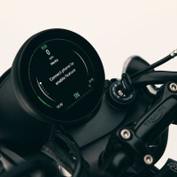 新開発の円形TFTディスプレイ