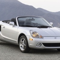 トヨタ MR2 最終世代（3代目）北米仕様、日本では MR-S