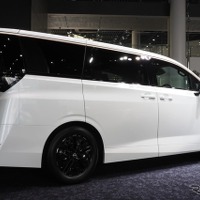 日産 エルグランド 新型