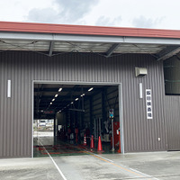 長野・飯田の中学2年生が、フレーム修正から溶接・塗装まで本格体験…「車社会を支える」仕事の尊さを知る