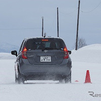 圧雪路における制動距離を検証（イメージ）