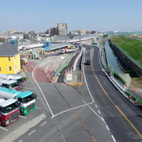 県道市川浦安線新行徳橋北詰から南を見る（3月25日）。