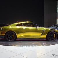 日産GT-R NISMO 2022年型ゴールド仕様