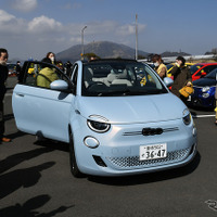 イベントには、発売前の電気自動車「フィアット500e」も。「かわいい！」と人気に