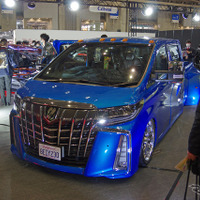 NATSが製作したアルファードのピックアップトラック（東京オートサロン2023）