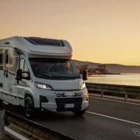 全長約7mのライカ製モーターホーム、トイファクトリーが国内初展示へ　オートモビルカウンシル2026 画像