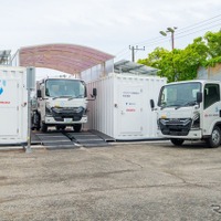 いすゞと横浜市、バッテリー交換式「EVごみ収集車」実証実験…約3分でバッテリー交換完了 画像