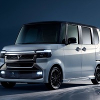 ホンダ・N-BOXの改良新型「CUSTOM」が表情一新…マイナーモデルチェンジを6月22日から先行予約 画像