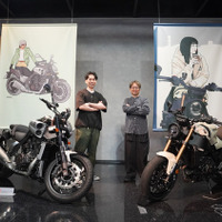 人気イラストレーター浦野周平・加藤ノブキが描く「バイクのあるスタイル展」ヤマハコミュニケーションプラザ刷新の目玉イベントに…8月28日まで 画像