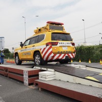［現場見学］道路啓開！ 首都高が地震防災訓練を実施…ゴージャッキや軽量素材が活躍、“特車”も登場 画像