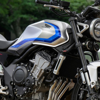 復活のホンダ『CB400スーパーフォア』販売快調、約2週間で2700台を受注…一番人気カラーは「ウルフシルバー」 画像