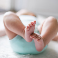 【便利グッズ】理想的な姿勢を保つ「フルフラット型チャイルドシート」のススメ