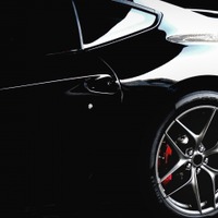 愛車のホイールを“ガリ傷”から守る「ホイール・プロテクター」のススメ