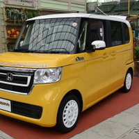 【愛車とガーデニング】これはカワイイ! ホンダ「N-BOX」が 美しくのどかなプロヴァンス風庭園空間に! 画像