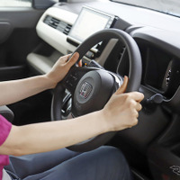 軽自動車のハンドルが「遠い」のはなぜ? 軽ならではの深い事情とは【岩貞るみこの人道車医】 画像
