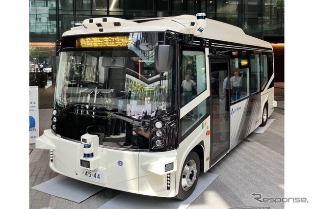 R&P 実動車 書類有 神奈川県川崎市発 配送可能 川崎重工がトラックの荷積みを自動化するAIロボットアームを開発