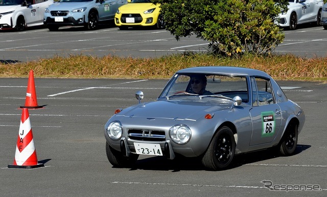 テスト オートテストのドリフト版!? 「ドリフトテスト」はテールスライドをめ