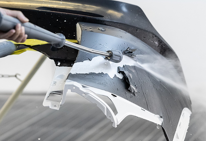 クルマの長期保有が進む中で “色替え” の提案…トヨタ自動車とKINTO