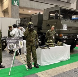 陸上自衛隊除染車