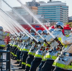 2024年の一斉放水の様子