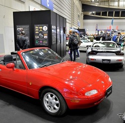 ロードスターやRX-7などのマツダブース…ノスタルジック2デイズ 2025