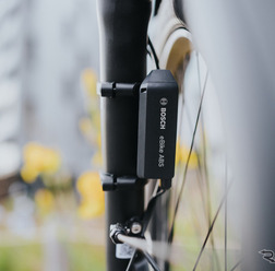 ボッシュの電動アシスト自転車向けABS