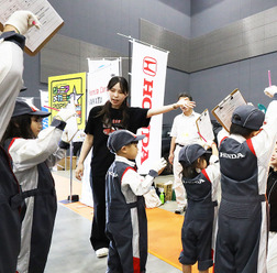 昨年の3倍、1,200人超が来場した『ジュニアメカニック2025＠福岡』…九州運輸局 森田整備課長の手応えと思い