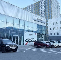 モンゴルのラグジュアリー層を獲得して急成長するトヨタ・ディーラーの裏側に、日本のBP職人あり