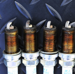 プラグ交換で加速が戻る？点火の劣化がエンジン性能を落とす理由～カスタムHOW TO～