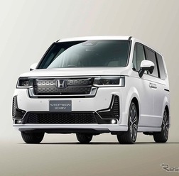 STEP WGN e:HEV SPADA 30周年特別仕様車 純正アクセサリー装着車