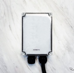 対象充電器「Nadiya」