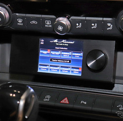 「単体DSP」が搭載されたオーディオカーの一例（製作ショップ：AVカンサイ＜大阪府＞）。