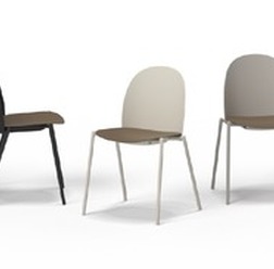 放置竹林の竹を活用したチェア