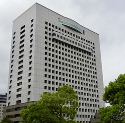 神奈川県警察本部（参考画像）