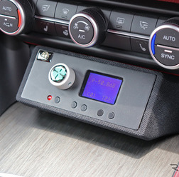 「プレーヤー」も内蔵した「単体DSP」の搭載例。