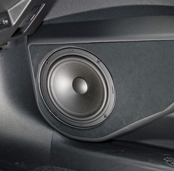 ヤリスクロスでここまで鳴る！ フロント2ウェイ縛りで高音質を極めた驚きのオーディオ術［Pro Shop インストール・レビュー］by WISTERIA　後編