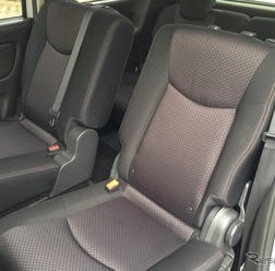 クルマの布シート、見えない汚れをDIYで一掃! 専用クリーナーで車内がここまで変わる~Weeklyメンテナンス~