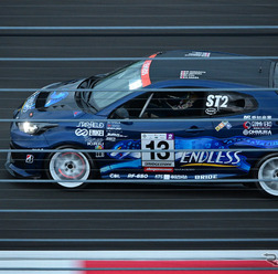 ブレーキパッドの種類を比較! ノンアス/ロースチール/セミメタの違いと選び方~カスタムHOW TO~