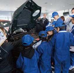 BMW & MINI Racing 2026「キッズメカニック」