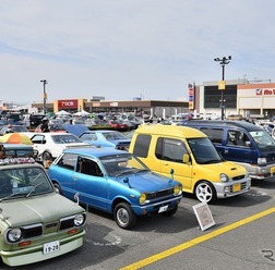 アリオ上尾 昭和平成オールドカー展示会