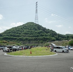 CARTUNEのPickupCars2023の様子