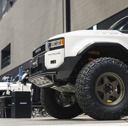 4x4エンジニアリングサービス