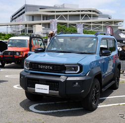 ランクルシリーズの最新モデル「LAND CRUISER FJ」