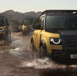 ディフェンダーの「DEFENDER TROPHY EDITION 2027」