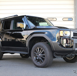 テイン 4x4ダンパースポーツ　ランドクルーザー250装着例（基準車高純正比　フロント：40mmアップ / リア：50mmアップ）