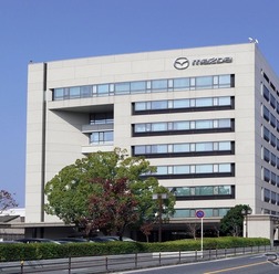 マツダ本社（参考）