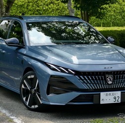 プジョー 308 SW GT HYBRID