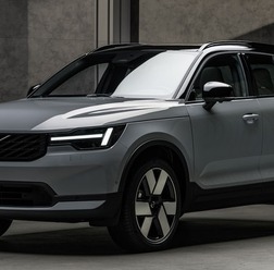ボルボ XC40 改良新型